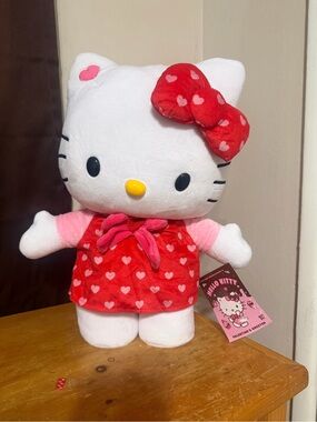 Hello Kitty Valentines Greeter